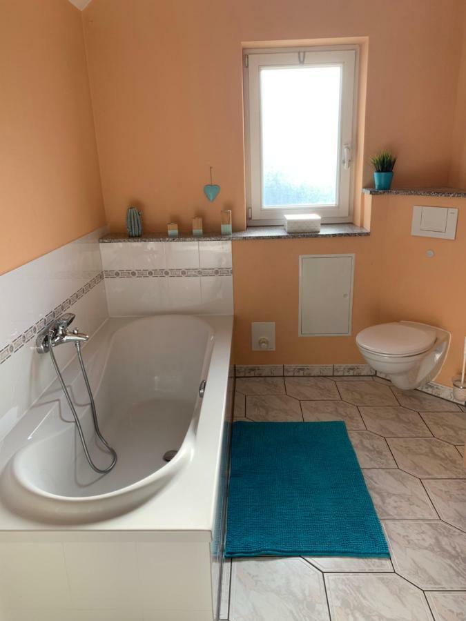 Ferienwohnung Bluetenstadt Leichlingen Extérieur photo
